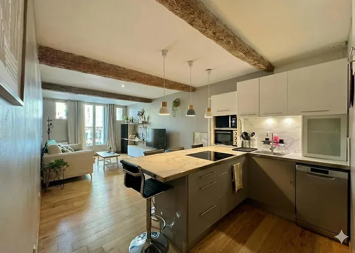 T2 De Charme Renove - Centre - 5 Min Du Castillet Apartmán